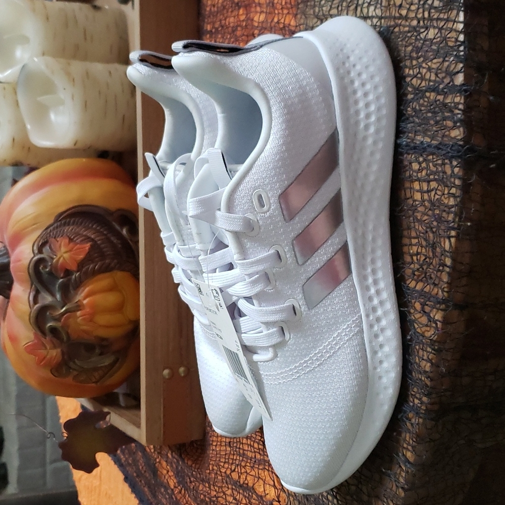 Adidas tennis shoes